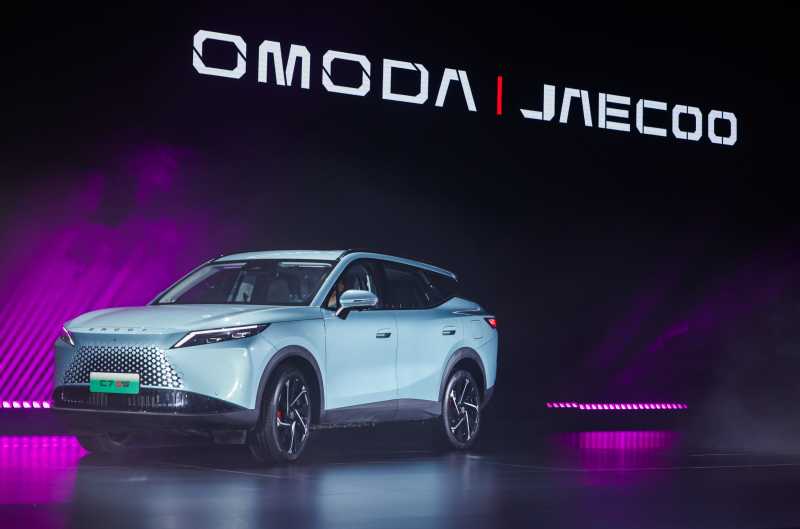 Andalkan Super Hybrid System, Omoda &amp; Jaecoo Luncurkan Omoda C7 dan C3